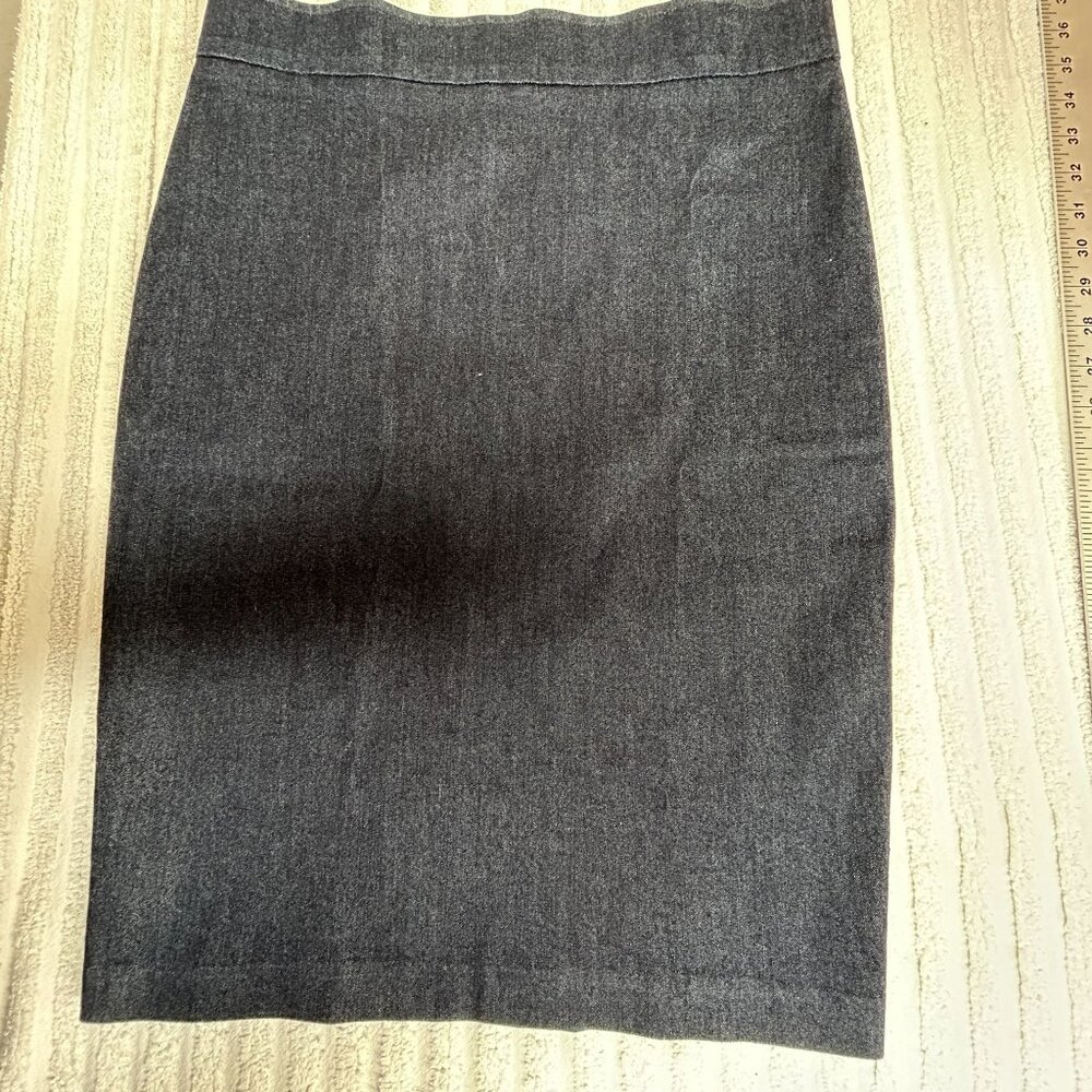 Avenue Montaigne Womens Denim Pencil Pull-On Skirt Size 10 Stretch Blue USA Made